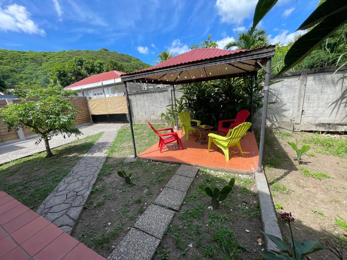Le Gaspardo: Beachside Retreat with Garden and Comfort Le Carbet Exterior photo